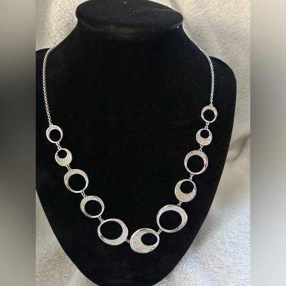 Swarovski Ragtime Necklace Crystal - Picture 4 of 8